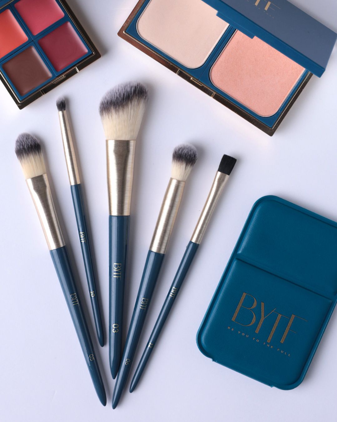 BASE MAKE UP BRUSH／POINT MAKE UP BRUSH